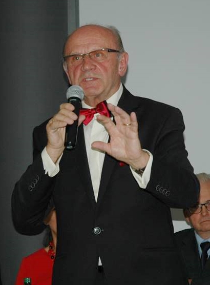 Prof. S. Majewski