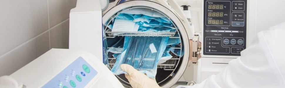 Dekontaminacja narzędzi i sprzętu medycznego w gabinecie stomatologicznym