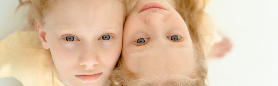 Wady zębowe i zgryzowe u bliźniąt (...)