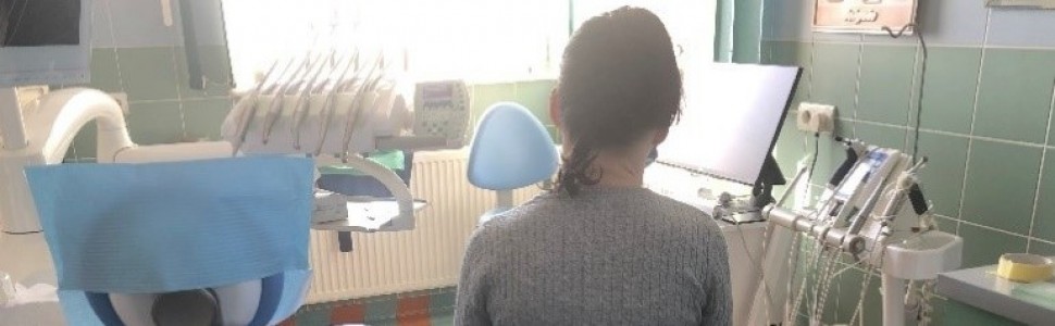 Praca z pacjentem niepełnosprawnym ruchowo w gabinecie stomatologicznym (...)