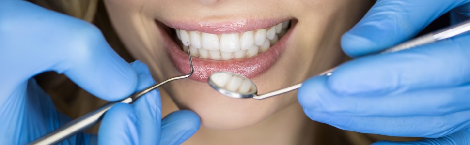 Dlaczego środek wizyty stomatologicznej jest dla pacjenta najważniejszy i w jaki sposób lekarz może to wykorzystać?