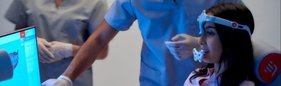 EDUKACJA. The Digital Patient Avatar - Technologies Transforming Prosthodontics