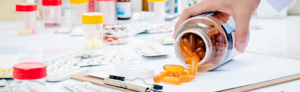 ARTYKUŁ PRZEGLĄDOWY. Interakcje leków ogólnie stosowanych z lekami stosowanymi w stomatologii – antybiotyki oraz leki przeciwbólowe i znieczulające