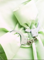 Czy każdy lekarz może zastosować przymus bezpośredni wobec pacjenta?  