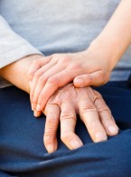 Wykluczenie społeczne a zdrowie jamy ustnej – przegląd piśmiennictwa