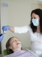 Skuteczność stosowania diaminofluorku srebra (SDF) w praktyce stomatologicznej