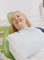 ARTYKUŁ ORYGINALNY. Zależność między typem wizyty stomatologicznej a wybranymi czynnikami klinicznymi u pacjentów w wieku ≥65 lat – Renata Samulak, Ada Szczygieł, Piotr Napieraj, Monika Machoy-Rakoczy