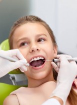 Leczenie endodontyczne u dzieci – amputacje, leczenie kanałowe oraz metody regeneracyjne